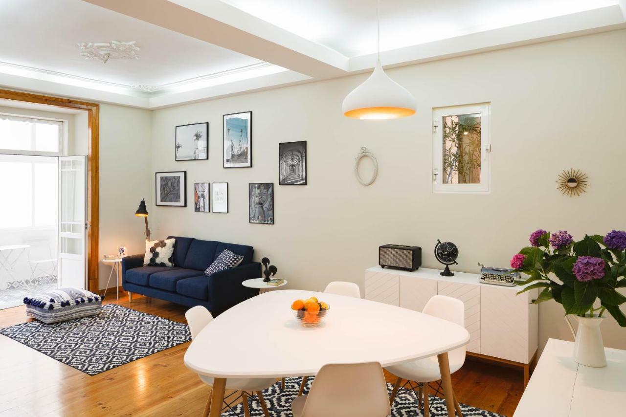 Alma De Santos Apartment Lisbon Bagian luar foto