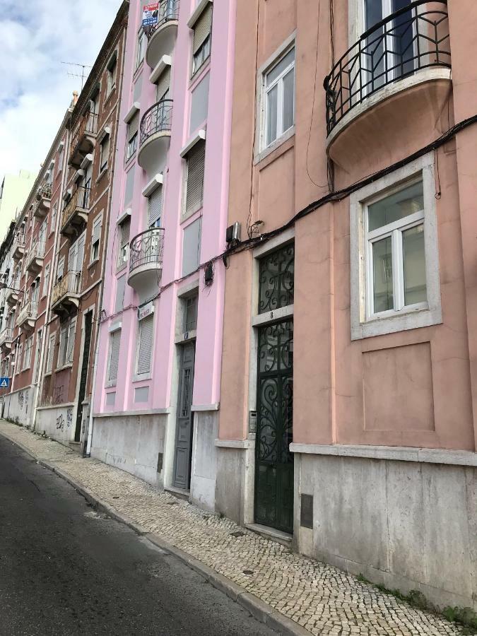 Alma De Santos Apartment Lisbon Bagian luar foto